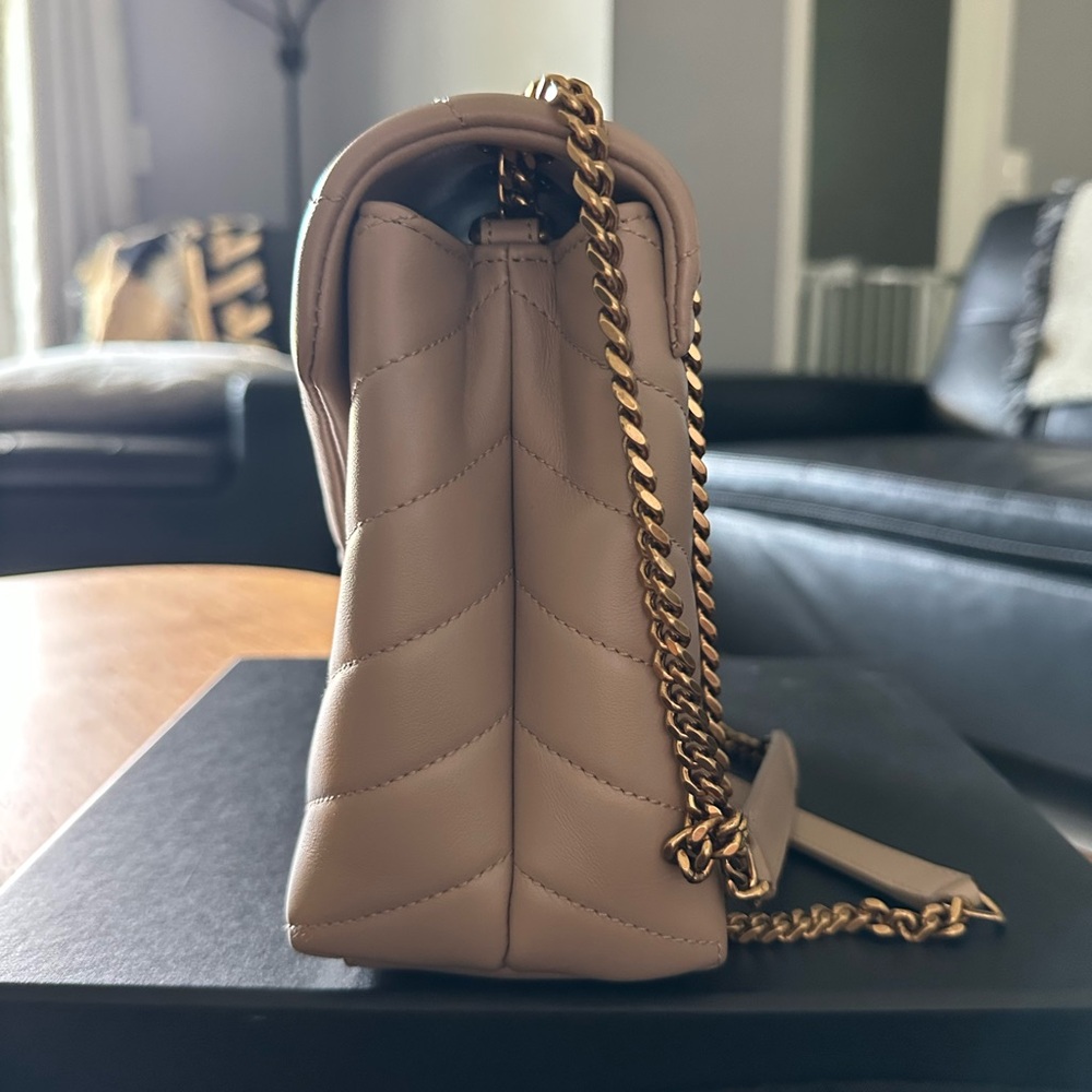 AUTHENTIC Small Saint Laurent Lou Lou Purse from Paris - Picture 3 of 15